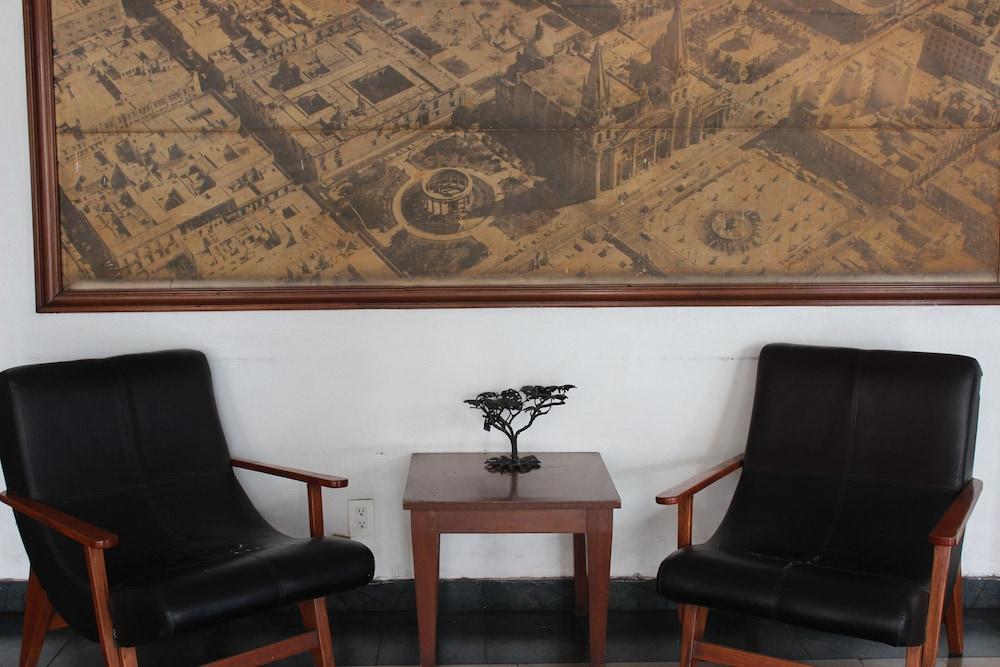 Hotel Del Parque กัวดาลาฮารา ภายนอก รูปภาพ