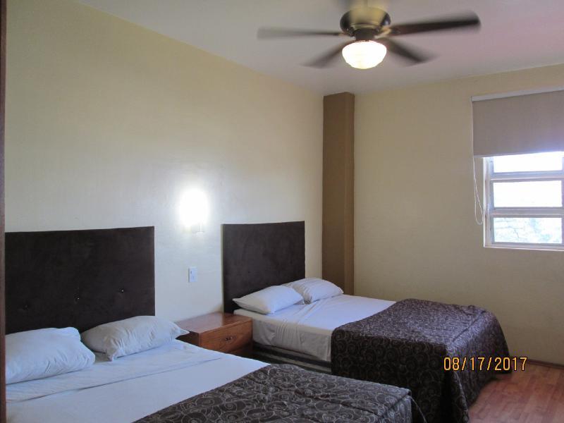 Hotel Del Parque กัวดาลาฮารา ภายนอก รูปภาพ