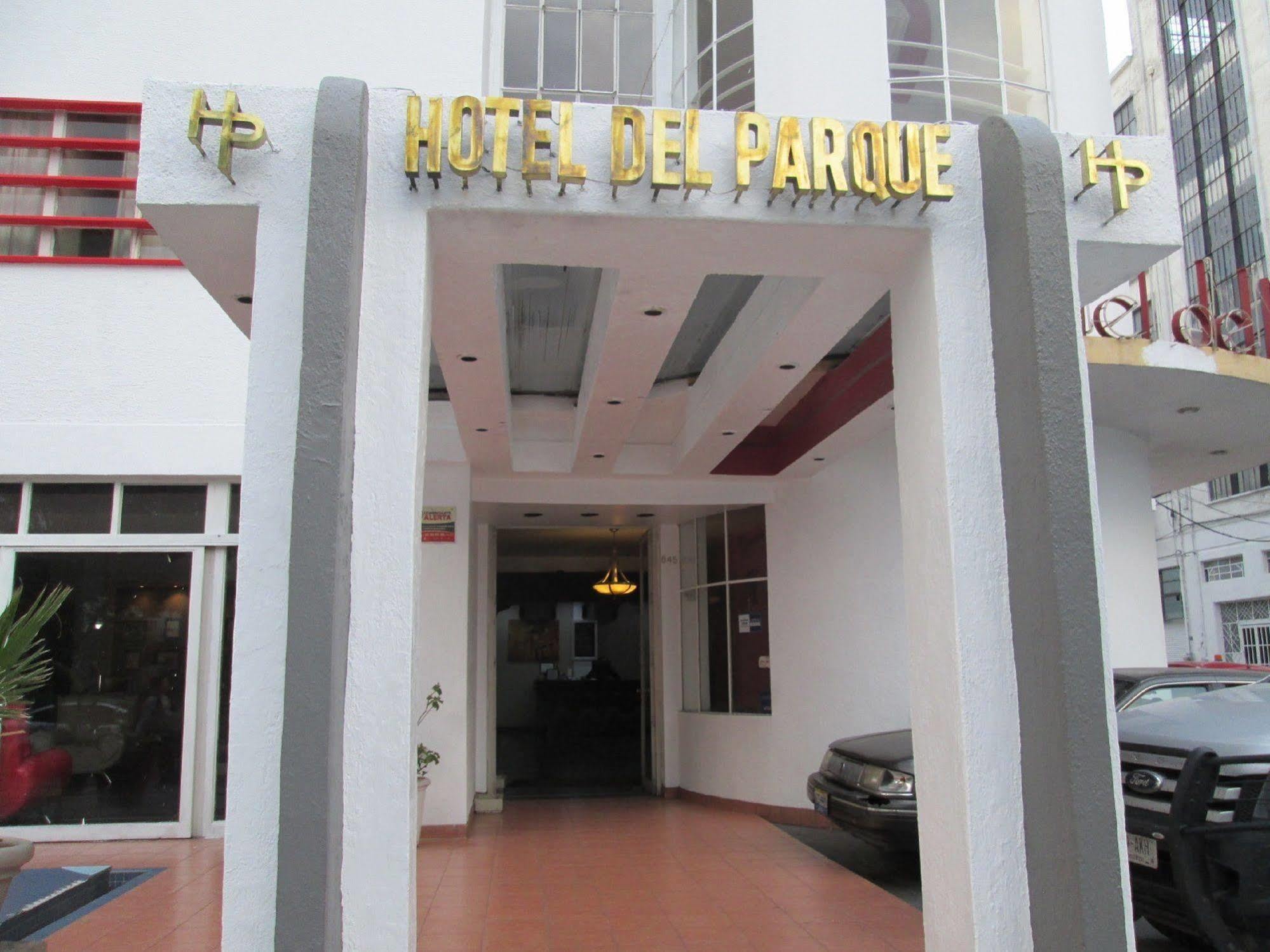 Hotel Del Parque กัวดาลาฮารา ภายนอก รูปภาพ